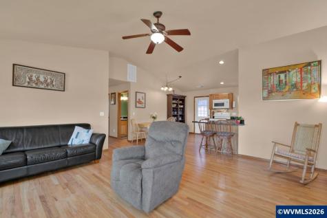 1737 13th Avenue SW Albany OR 97321