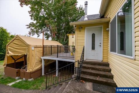 610 Averill Street Brownsville OR 97327