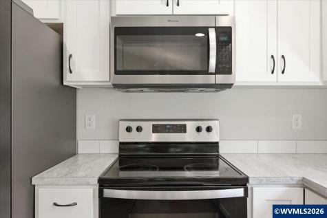 341 NW Hope Court Willamina OR 97396-2902