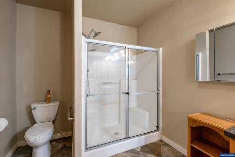 15984 North Santiam Highway SE Stayton OR 97383