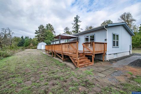 15984 North Santiam Highway SE Stayton OR 97383