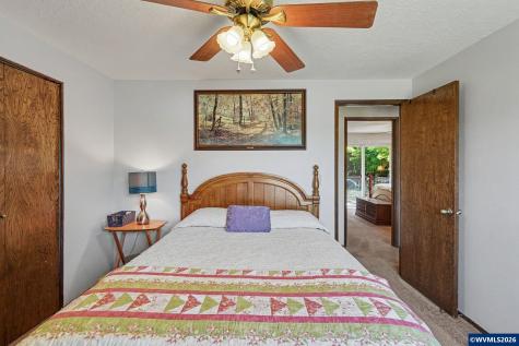 1310 Neahkahnie Street SE Salem OR 97306