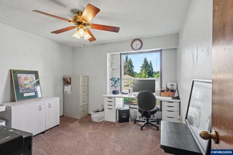 1310 Neahkahnie Street SE Salem OR 97306