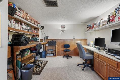 1310 Neahkahnie Street SE Salem OR 97306