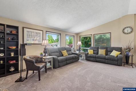 1310 Neahkahnie Street SE Salem OR 97306