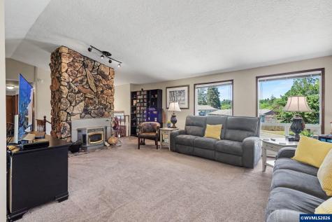 1310 Neahkahnie Street SE Salem OR 97306
