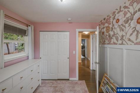256 Gregory Lane SE Salem OR 97302