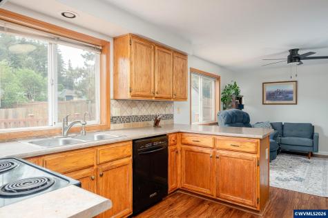11240 SE Cranberry Lp Clackamas OR 97015