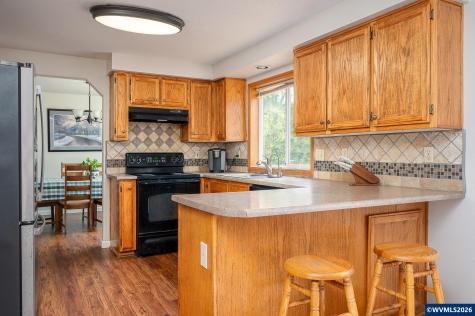 11240 SE Cranberry Lp Clackamas OR 97015