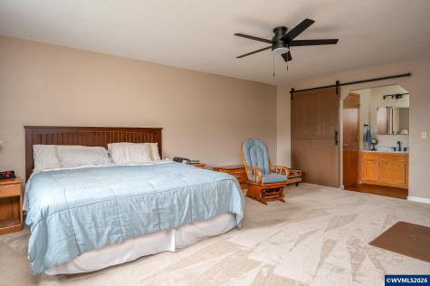 11240 SE Cranberry Lp Clackamas OR 97015