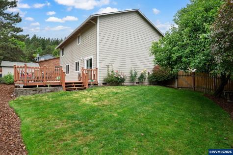 11240 SE Cranberry Lp Clackamas OR 97015