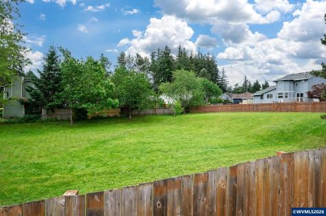11240 SE Cranberry Lp Clackamas OR 97015