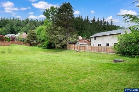 11240 SE Cranberry Lp Clackamas OR 97015