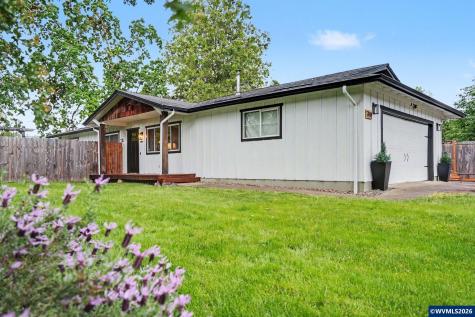 760 SE Edwards Drive Dundee OR 97115