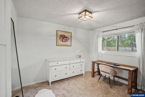 760 SE Edwards Drive Dundee OR 97115