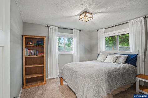 760 SE Edwards Drive Dundee OR 97115