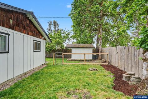 760 SE Edwards Drive Dundee OR 97115