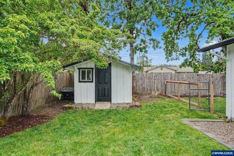 760 SE Edwards Drive Dundee OR 97115