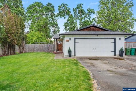 760 SE Edwards Drive Dundee OR 97115
