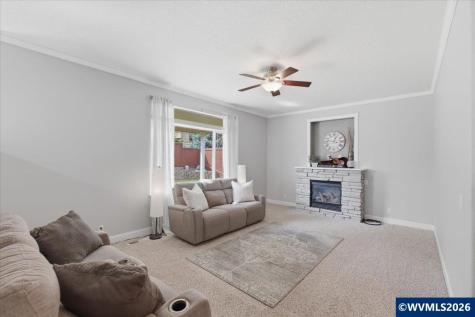 2810 Hoover Avenue NW Salem OR 97304