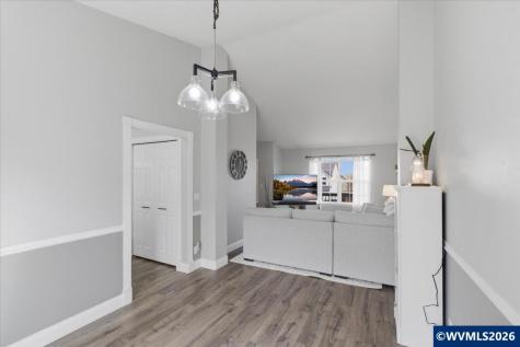 2810 Hoover Avenue NW Salem OR 97304