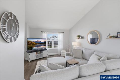 2810 Hoover Avenue NW Salem OR 97304