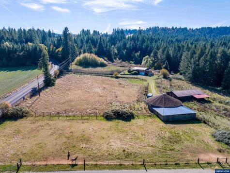 29800 Berlin Road Sweet Home OR 97386