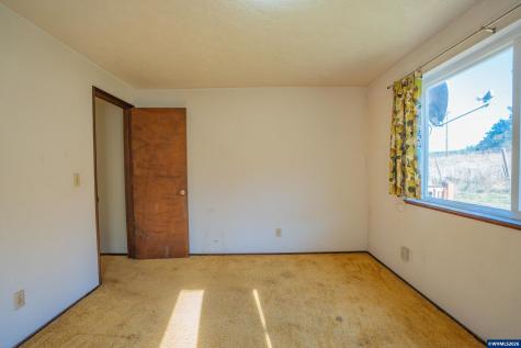 29800 Berlin Road Sweet Home OR 97386