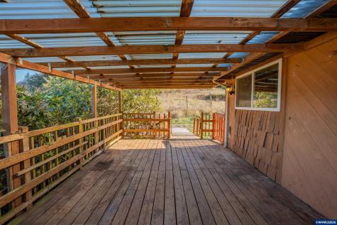 29800 Berlin Road Sweet Home OR 97386