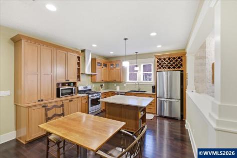 1115 Gwinn Street E Monmouth OR 97361