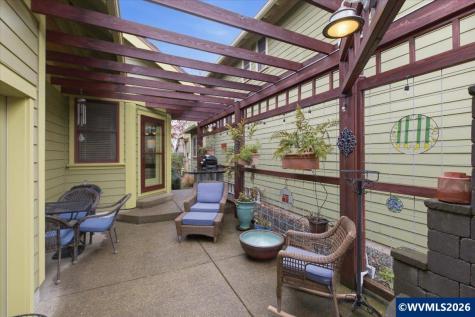 1115 Gwinn Street E Monmouth OR 97361