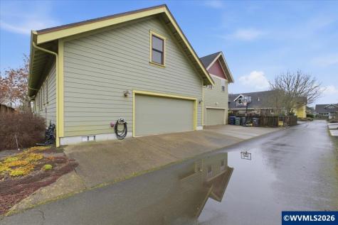 1115 Gwinn Street E Monmouth OR 97361