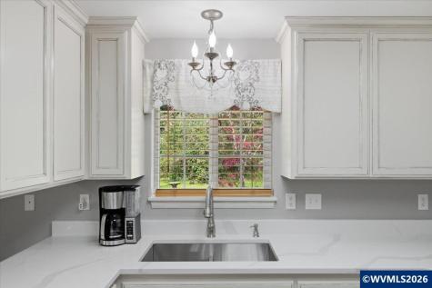 26825 Old Holley Road Sweet Home OR 97386