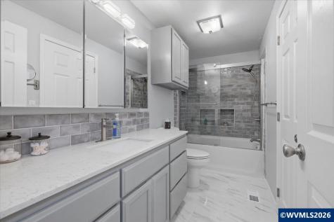 26825 Old Holley Road Sweet Home OR 97386