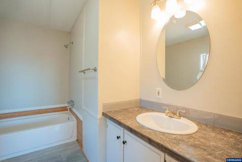 36298 Blueberry Drive Lebanon OR 97355