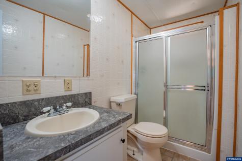 36298 Blueberry Drive Lebanon OR 97355