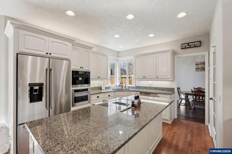 6748 Westridge Court N Keizer OR 97303