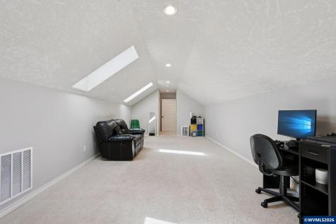 6748 Westridge Court N Keizer OR 97303