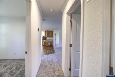 365 Mountain View Road Sweet Home OR 97386