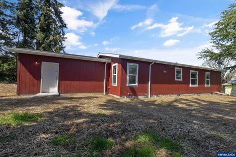 365 Mountain View Road Sweet Home OR 97386