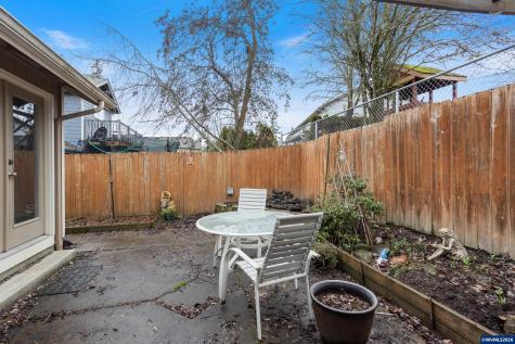 2775 Van Kleeck Place NW Salem OR 97304