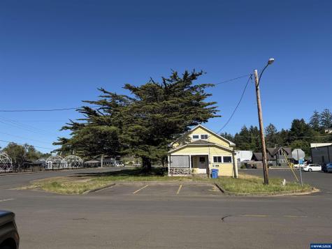 285 NW John Street Waldport OR 97394