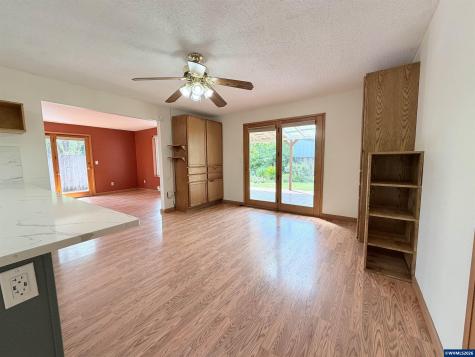 2427 NW Wayland Street Corvallis OR 97330