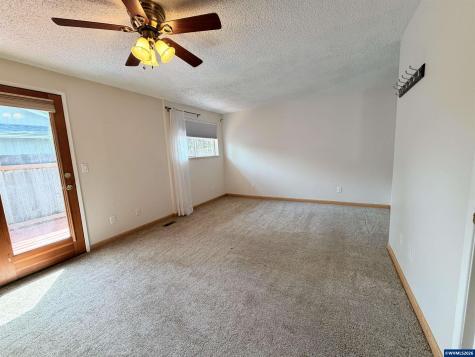 2427 NW Wayland Street Corvallis OR 97330