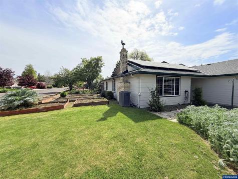 2427 NW Wayland Street Corvallis OR 97330