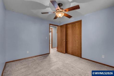 2565 West Thornton Lake Drive NW Albany OR 97321