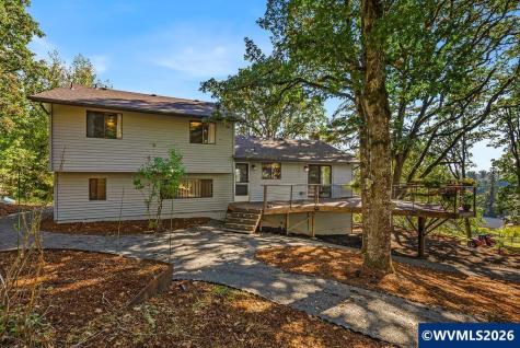 2565 West Thornton Lake Drive NW Albany OR 97321