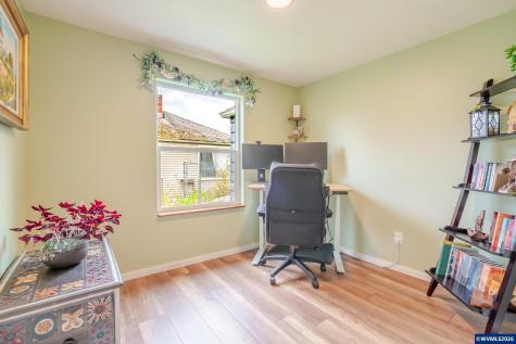 221 Jennings Street Lebanon OR 97355
