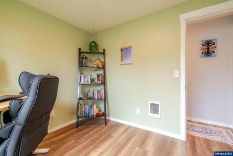 221 Jennings Street Lebanon OR 97355
