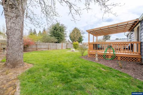221 Jennings Street Lebanon OR 97355